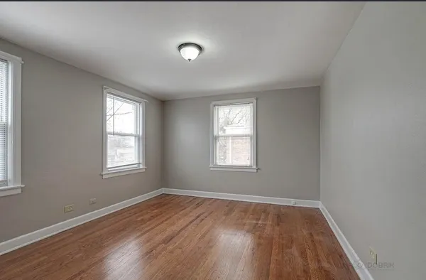 $299,900 | 617 Waukegan Road, Deerfield, IL 60015