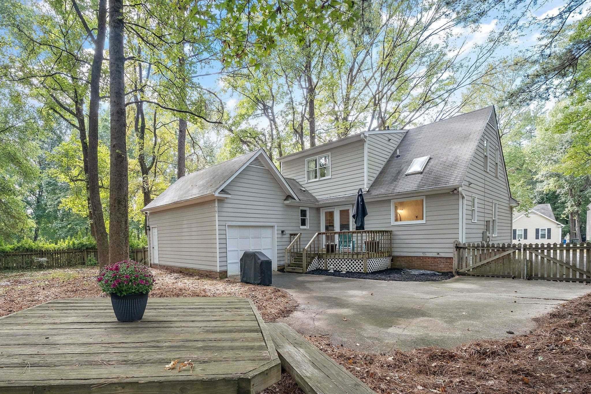 4400 Liverpool Lane Raleigh, NC 27604 - Photo 8 of 34 Exterior Back