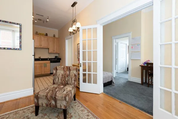 $169,900 | 117 West Frederick Street, Unit 2, Staunton, VA 24401