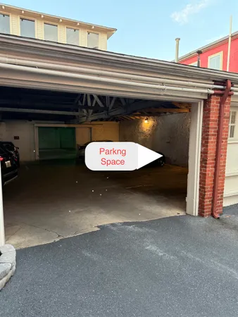 $169,900 | 117 West Frederick Street, Unit 2, Staunton, VA 24401