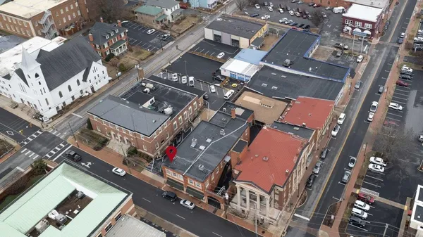 $169,900 | 117 West Frederick Street, Unit 2, Staunton, VA 24401