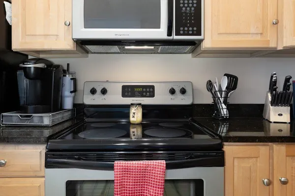 $169,900 | 117 West Frederick Street, Unit 2, Staunton, VA 24401