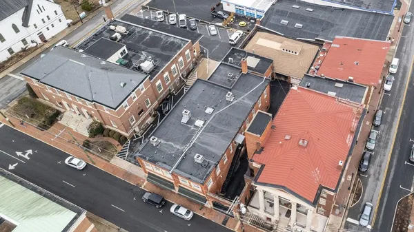 $169,900 | 117 West Frederick Street, Unit 2, Staunton, VA 24401