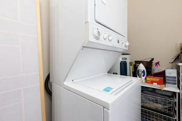 $169,900 | 117 West Frederick Street, Unit 2, Staunton, VA 24401