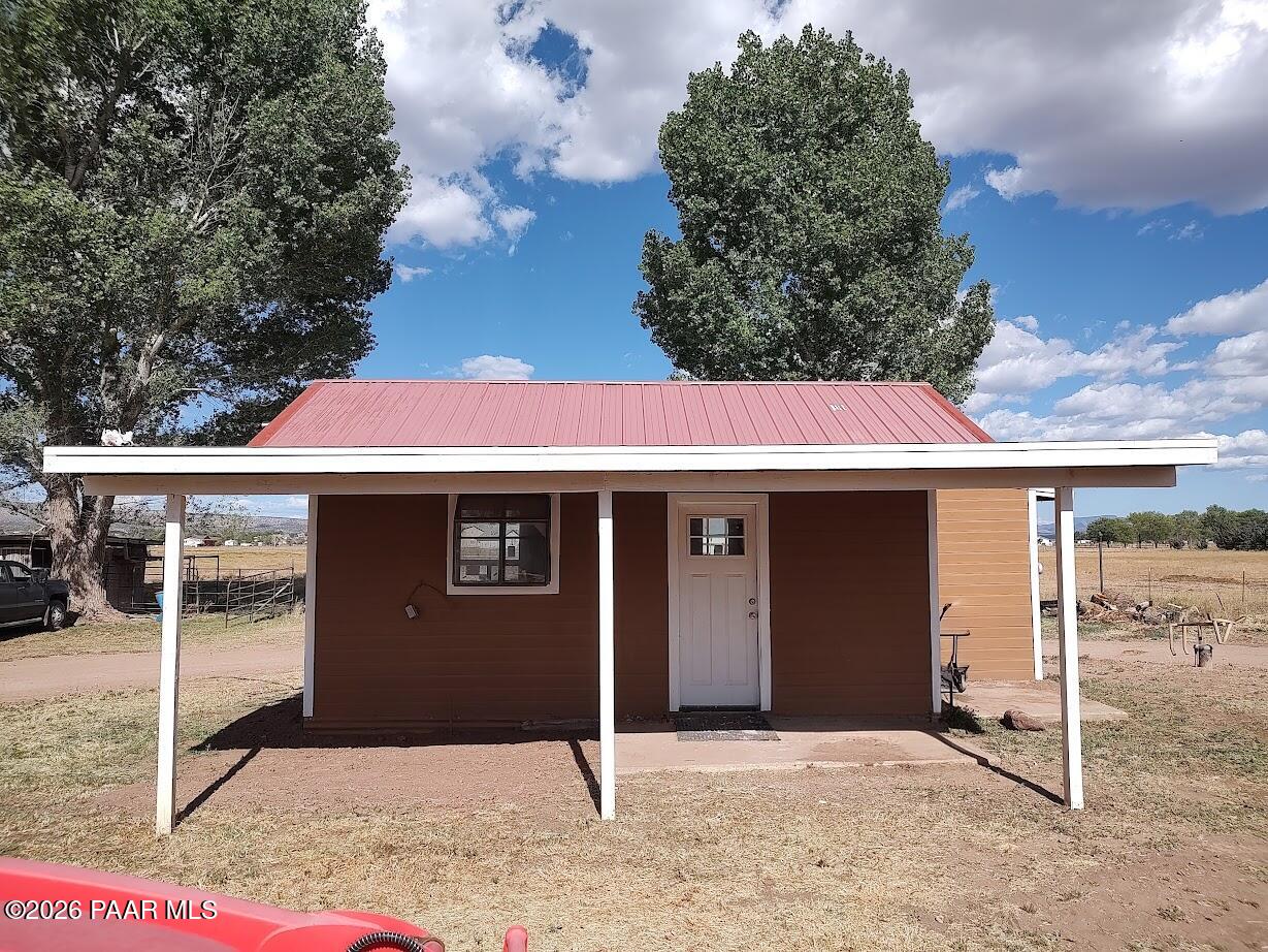 3980 West Rocky Road Paulden, AZ 86334 - Photo 20 of 32 a front view of a house