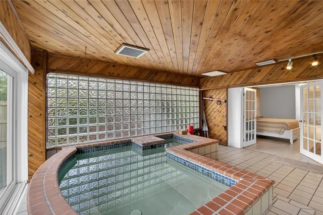 $799,000 | 133 Barrington Drive, Brandon, FL 33511