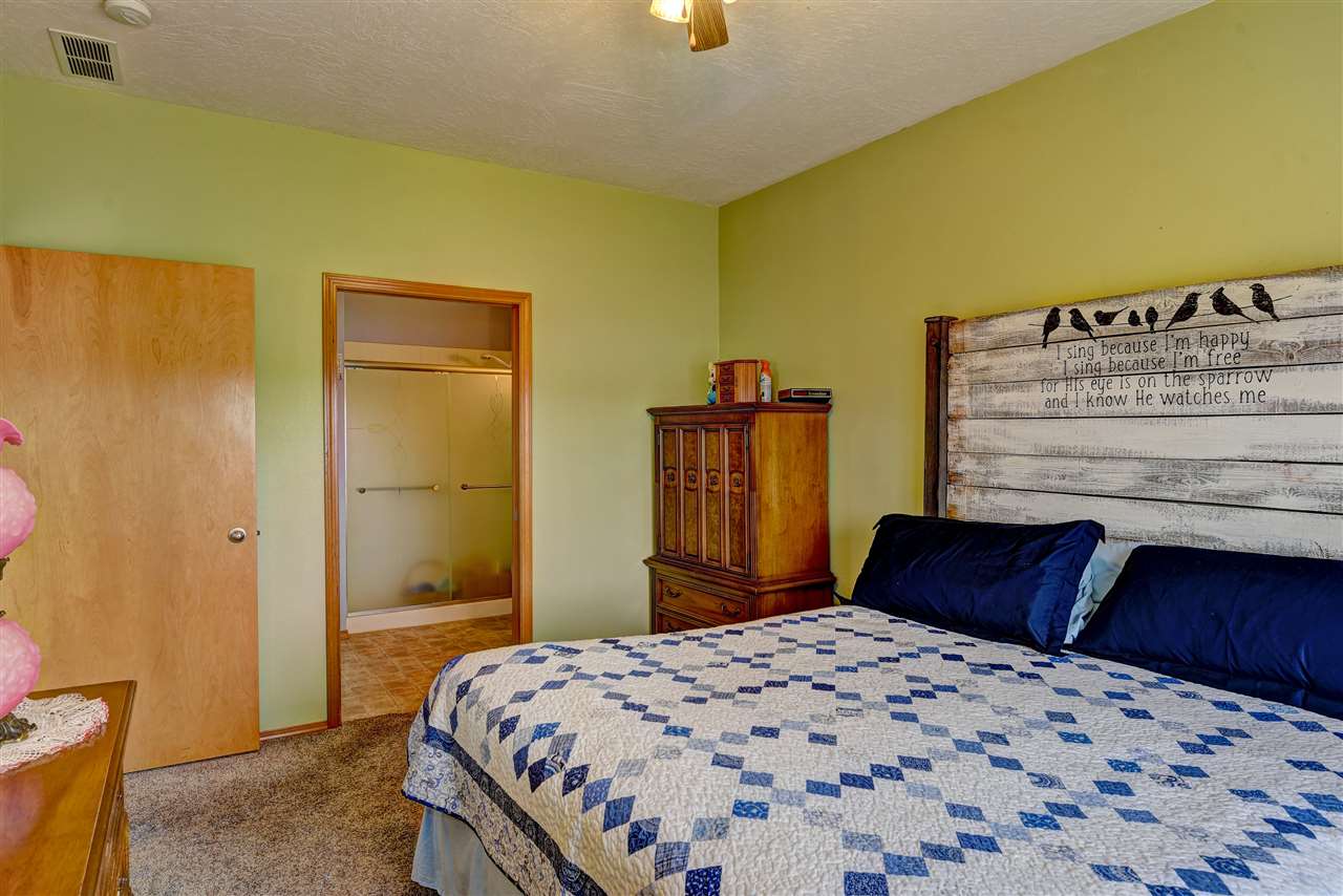 816 North Fox Ridge Road Medical Lake, WA 99022 - Photo 9 of 20 Gallery Image 9