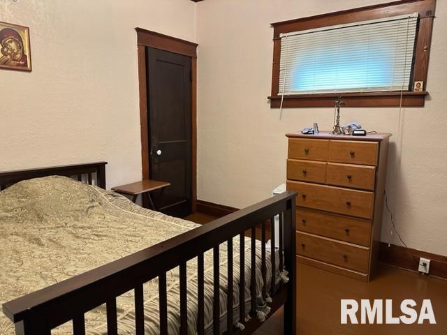 509 10th Avenue South Clinton, IA 52732 - Photo 11 of 19