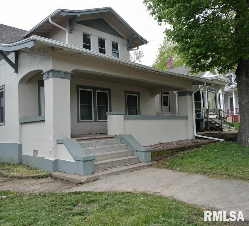 509 10th Avenue South Clinton, IA 52732 - Photo 15 of 19