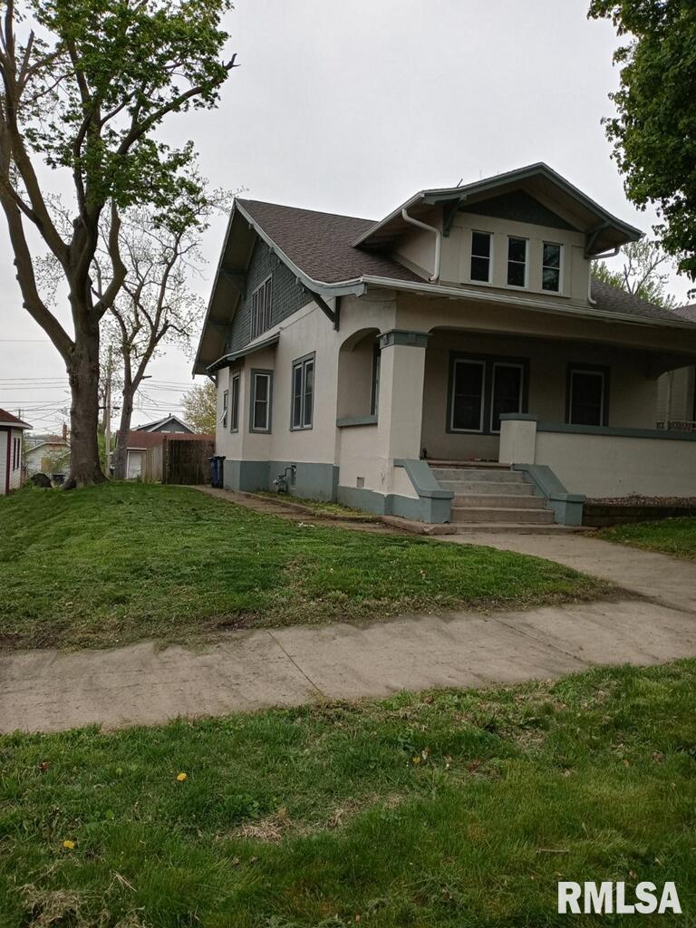 509 10th Avenue South Clinton, IA 52732 - Photo 16 of 19