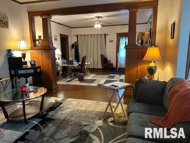 509 10th Avenue South Clinton, IA 52732 - Photo 5 of 19