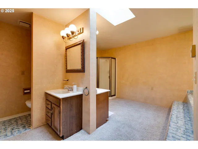 $1,200,000 | 3301 Wyeast Road, Hood River, OR 97031