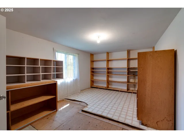 $1,200,000 | 3301 Wyeast Road, Hood River, OR 97031