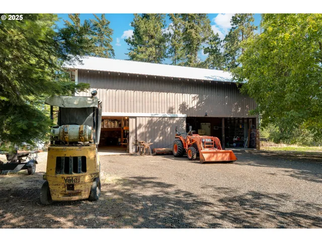 $1,200,000 | 3301 Wyeast Road, Hood River, OR 97031