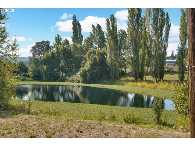 $1,200,000 | 3301 Wyeast Road, Hood River, OR 97031