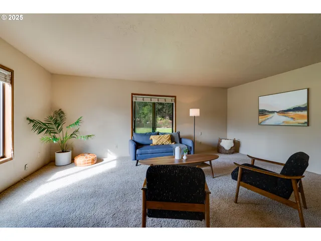 $1,200,000 | 3301 Wyeast Road, Hood River, OR 97031