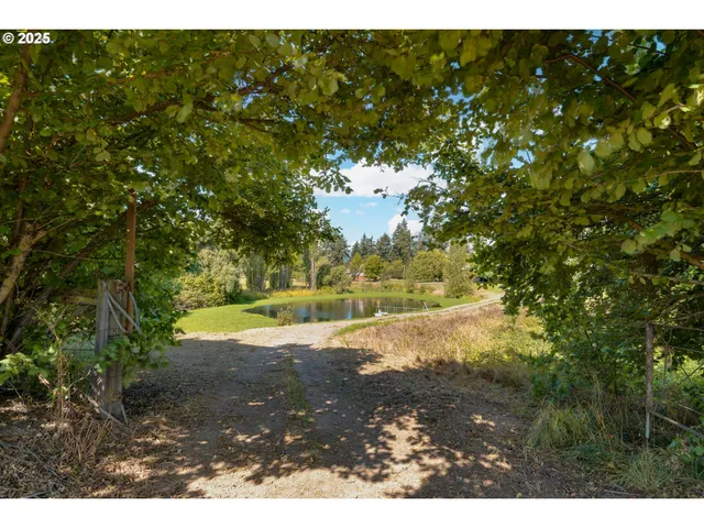 $1,200,000 | 3301 Wyeast Road, Hood River, OR 97031