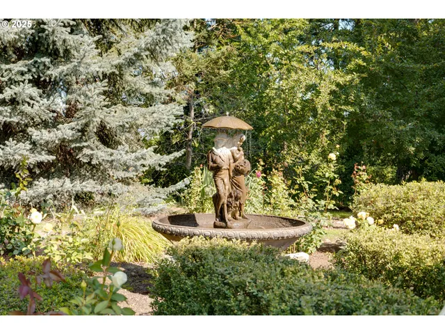 $1,200,000 | 3301 Wyeast Road, Hood River, OR 97031