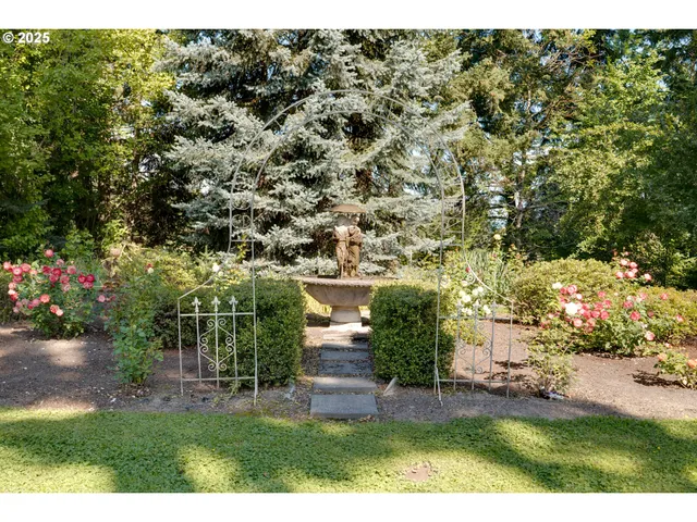 $1,200,000 | 3301 Wyeast Road, Hood River, OR 97031