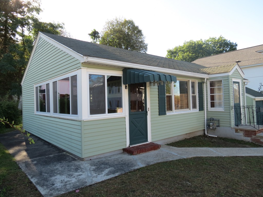 53 Birchwood Road Methuen, MA 01844 - Photo 3 of 14 Gallery Image 3