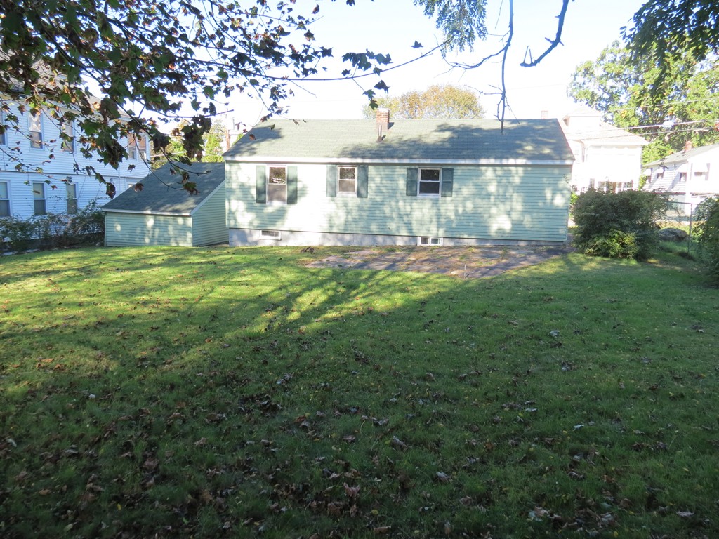 53 Birchwood Road Methuen, MA 01844 - Photo 6 of 14 Gallery Image 6