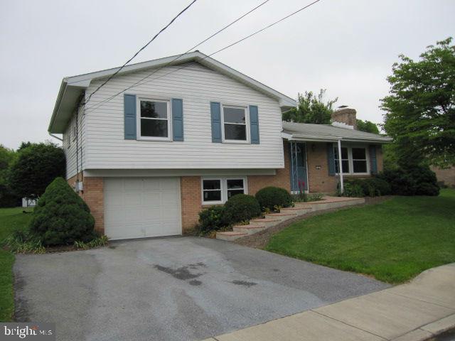 6 Miller Road Akron, PA 17501 - Photo 2 of 17