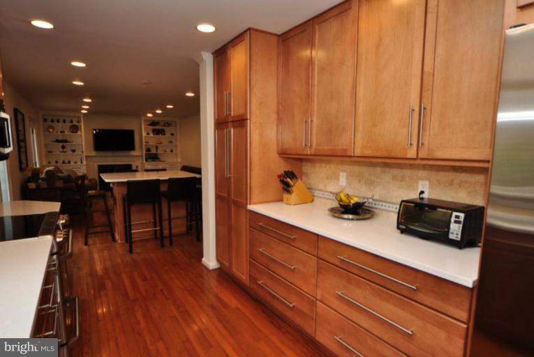 11112 Timberhead Lane Reston, VA 20191 - Photo 15 of 25 Other #1