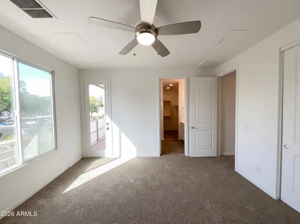 a view of empty room with window