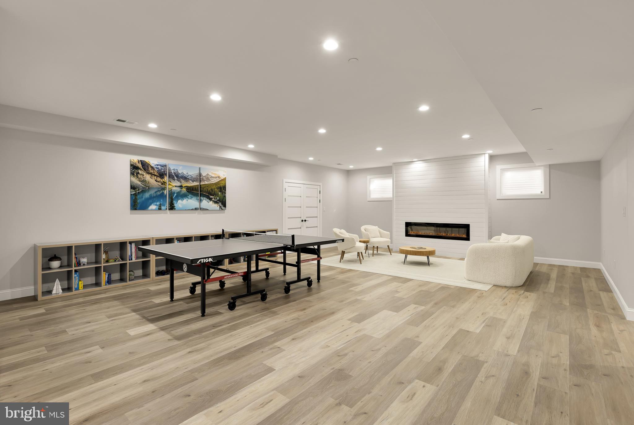 14051 Esworthy Road Darnestown, MD 20874 - Photo 31 of 50 a view of kitchen with furniture and wooden floor
