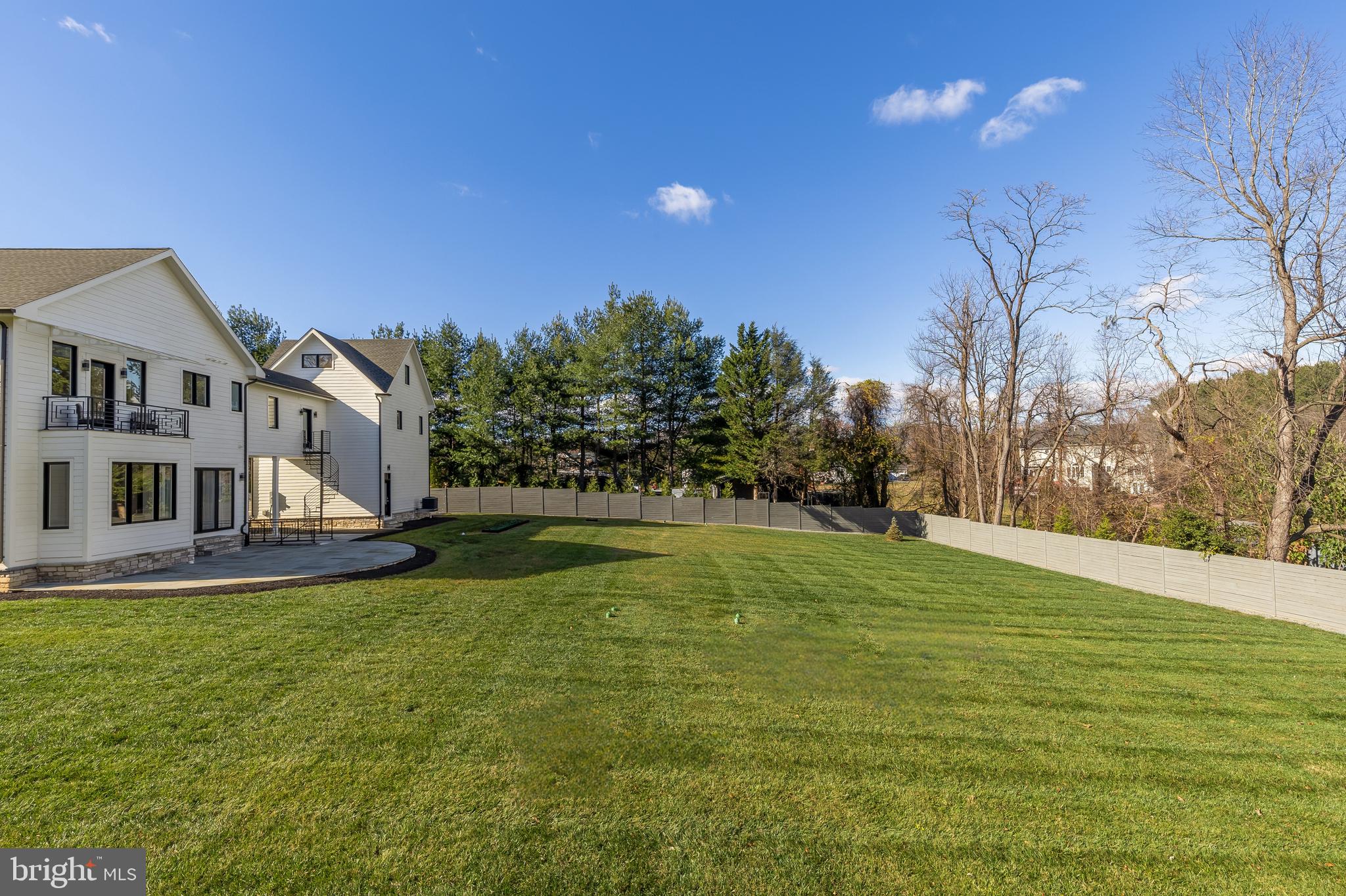 14051 Esworthy Road Darnestown, MD 20874 - Photo 47 of 50 a house view with a garden space