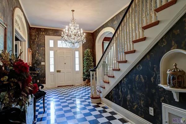 $1,500,000 | 2123 St Mary Street, Thibodaux, LA 70301
