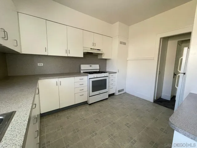 $2,195 | 2842 Copley Avenue, San Diego, CA 92108