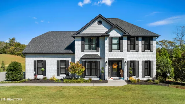 $754,000 | 3216 Bentwood Drive, Kodak, TN 37764