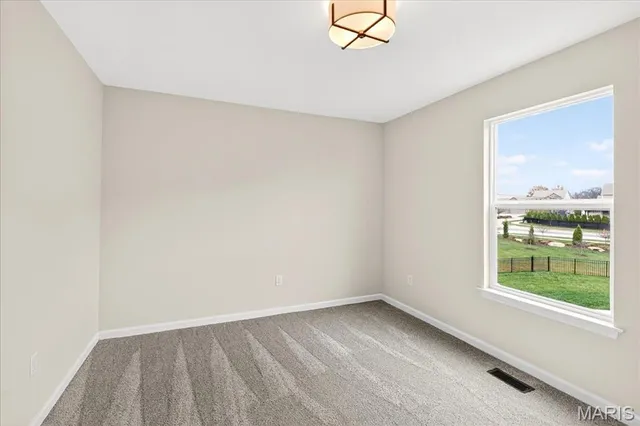 $622,748 | 210 Randlin Drive, Lake St. Louis, MO 63367