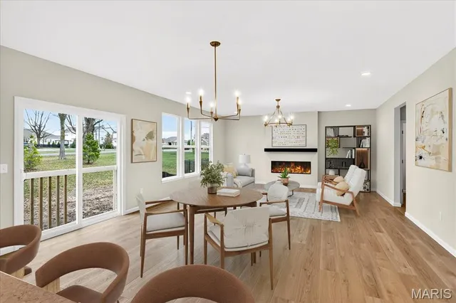 $622,748 | 210 Randlin Drive, Lake St. Louis, MO 63367