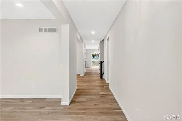 $622,748 | 210 Randlin Drive, Lake St. Louis, MO 63367