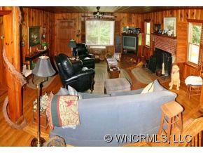 1239 Little East Fork Road Canton, NC 28716 - Photo 7 of 20