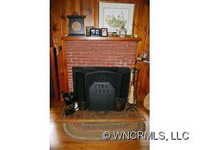 1239 Little East Fork Road Canton, NC 28716 - Photo 9 of 20