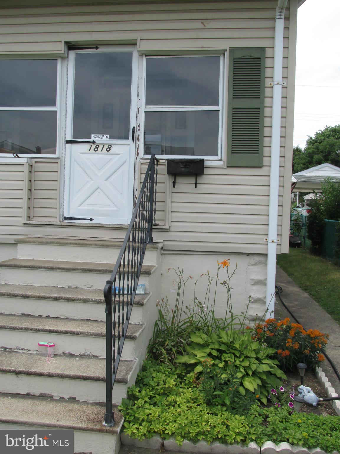 1818 Portship Road Baltimore, MD 21222 - Photo 15 of 30 Exterior (Front)