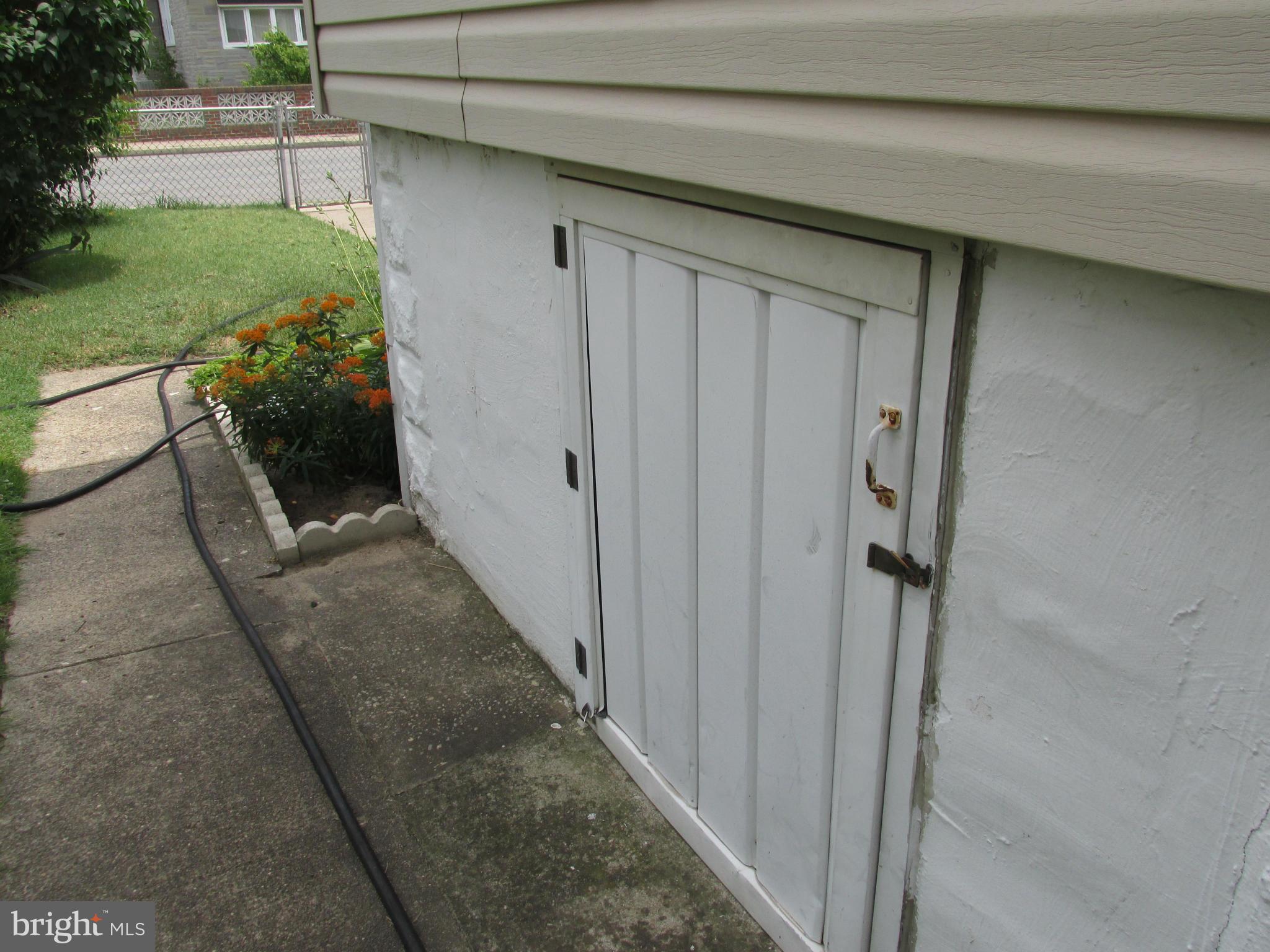 1818 Portship Road Baltimore, MD 21222 - Photo 16 of 30 Exterior (General)