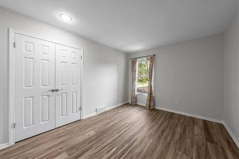 $457,000 | 9805 West 104th Terrace, Overland Park, KS 66212