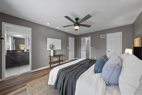 $457,000 | 9805 West 104th Terrace, Overland Park, KS 66212