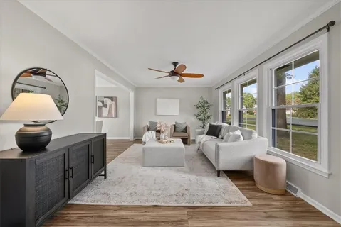 $457,000 | 9805 West 104th Terrace, Overland Park, KS 66212