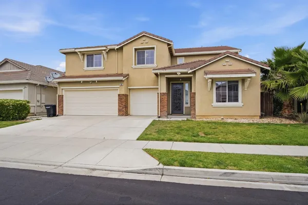$649,900 | 1527 Phlox Drive, Patterson, CA 95363