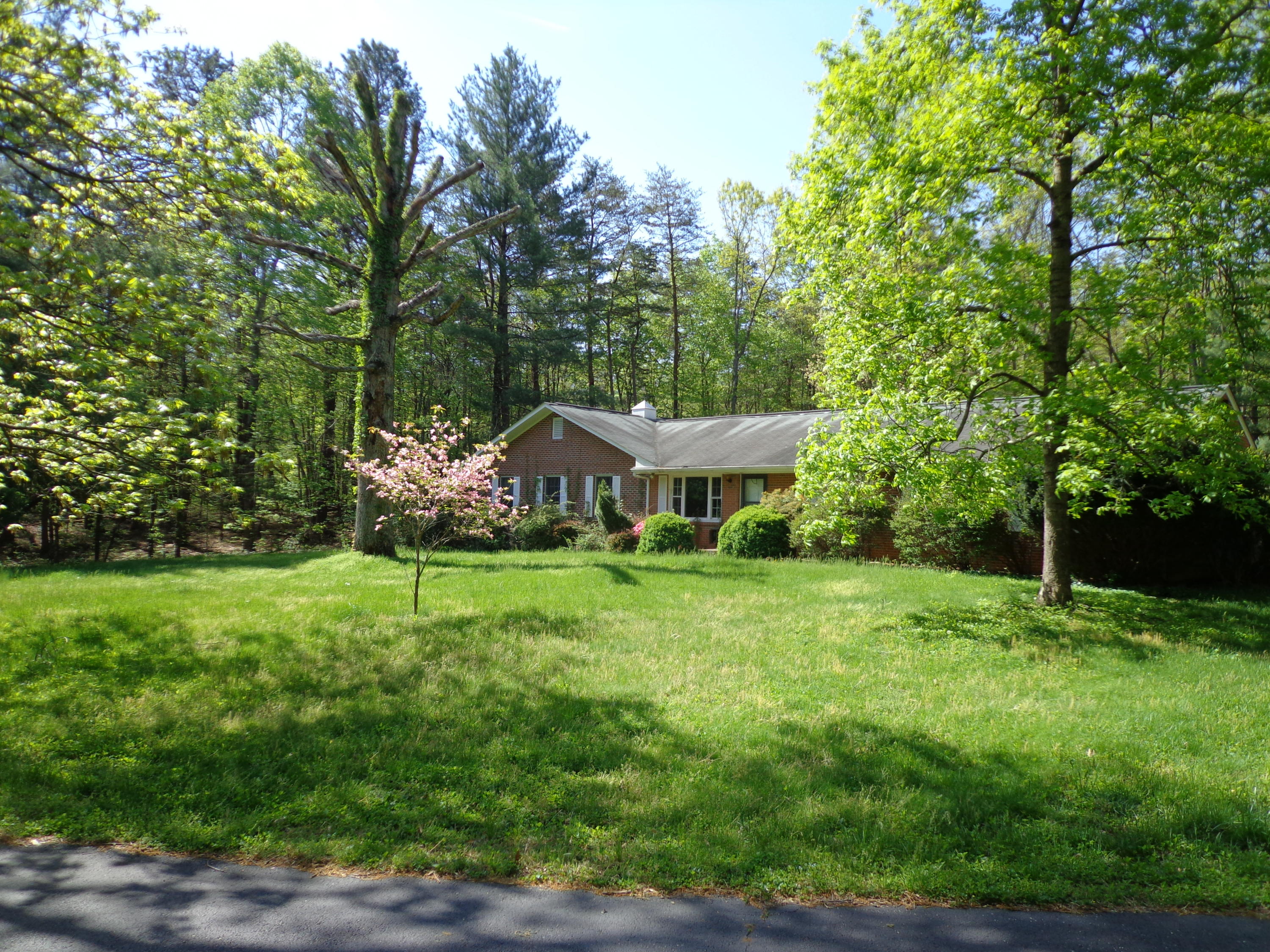 5040 Keffer Road Catawba, VA 24070 - Photo 1 of 35 DSC03732