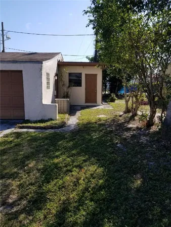 $1,150 | 2104 Monroe Terrace, Unit SIDE, Hollywood, FL 33020