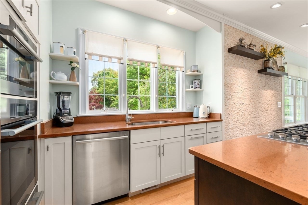 69 Rachael Terrace Westfield, MA 01085 - Photo 11 of 42
