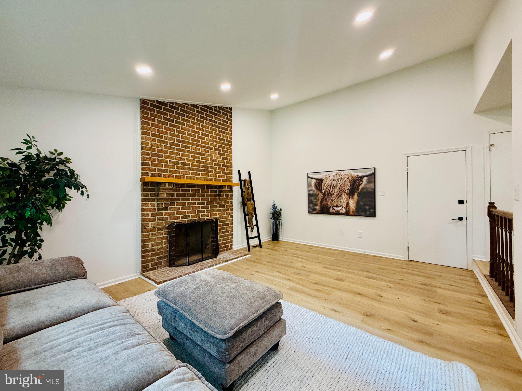 815 Whitehall Street Silver Spring, MD 20901 - Photo 15 of 39 Inviting space with rustic charm.