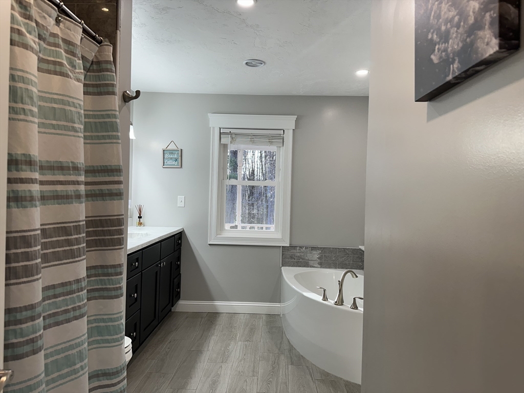 171 Paxton Road Spencer, MA 01562 - Photo 13 of 34 Gallery Image 13