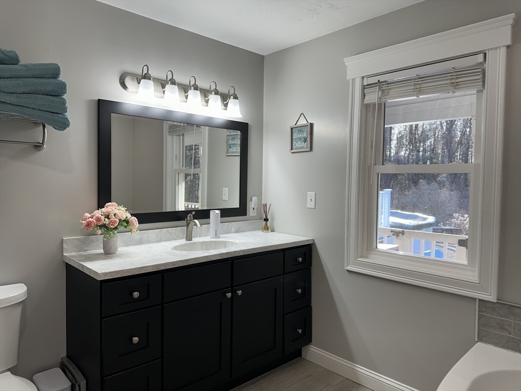 171 Paxton Road Spencer, MA 01562 - Photo 14 of 34 Gallery Image 14